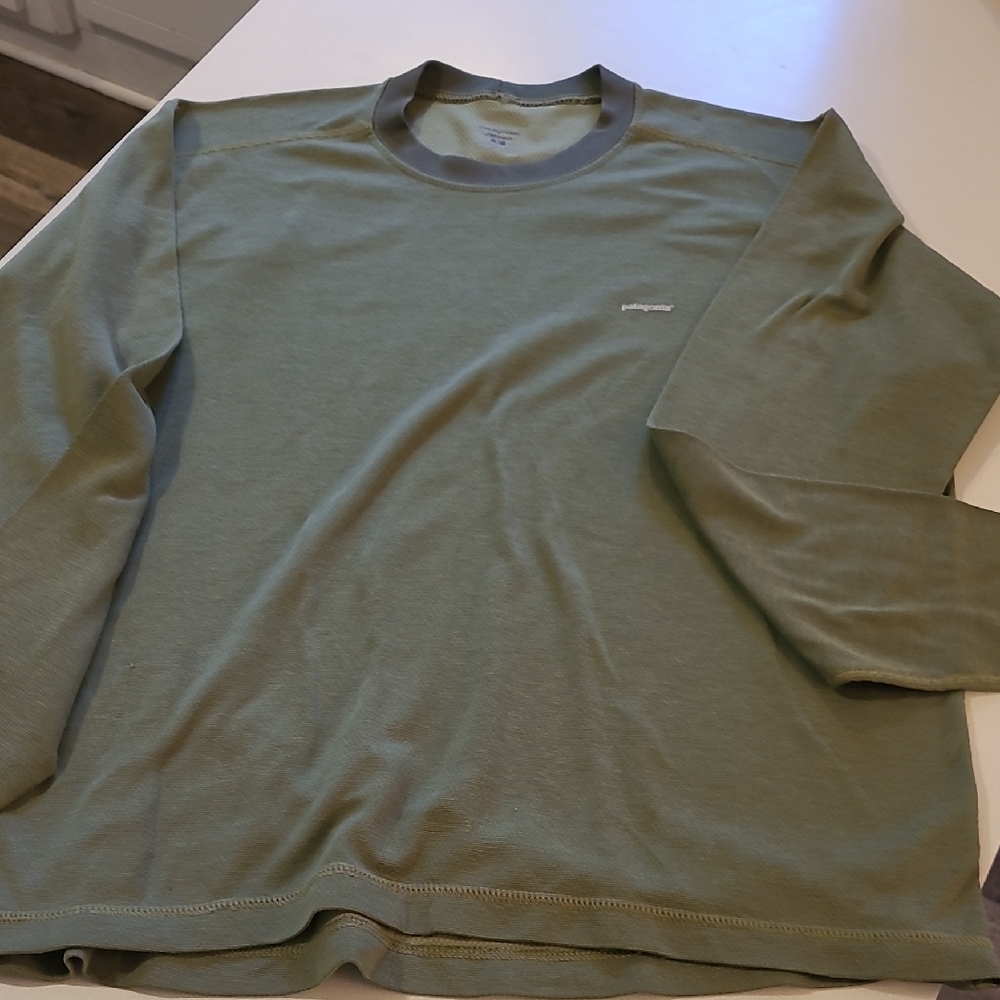 Patagonia Men's Olive Long Sleeve Tee